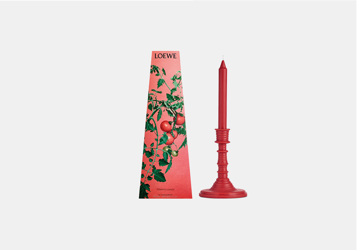Vela Tomato Leaves, € 115, Loewe.