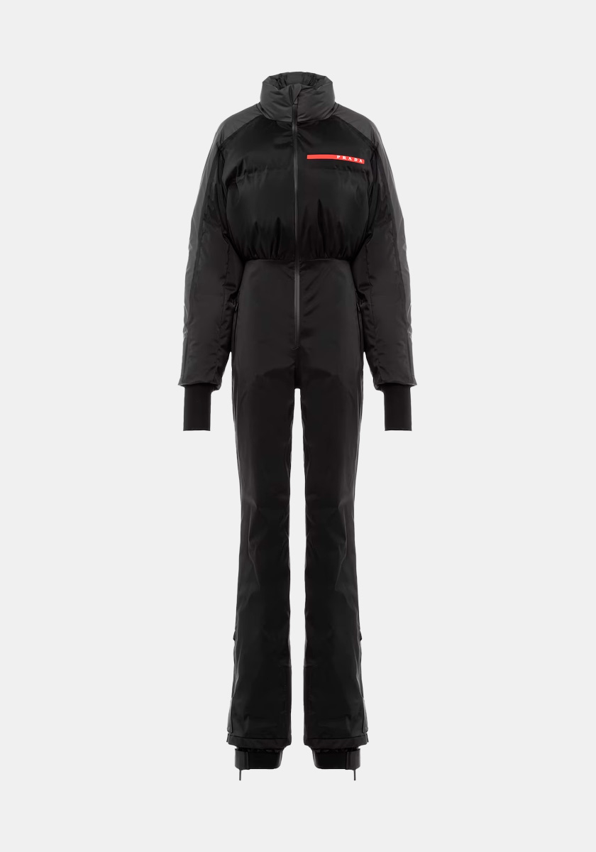 Macacão de ski, € 3.750, Prada.