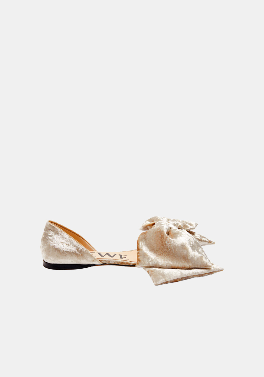 Sapatos Toy D'Orsay, € 850, Loewe.